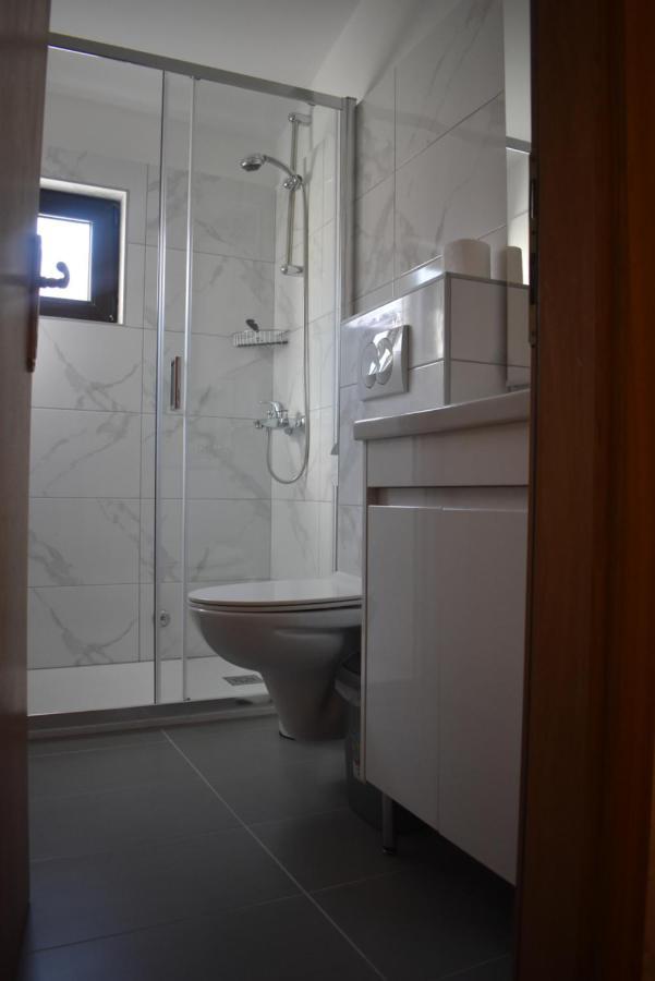 Apartmani Sekana Starigrad Paklenica Exterior foto
