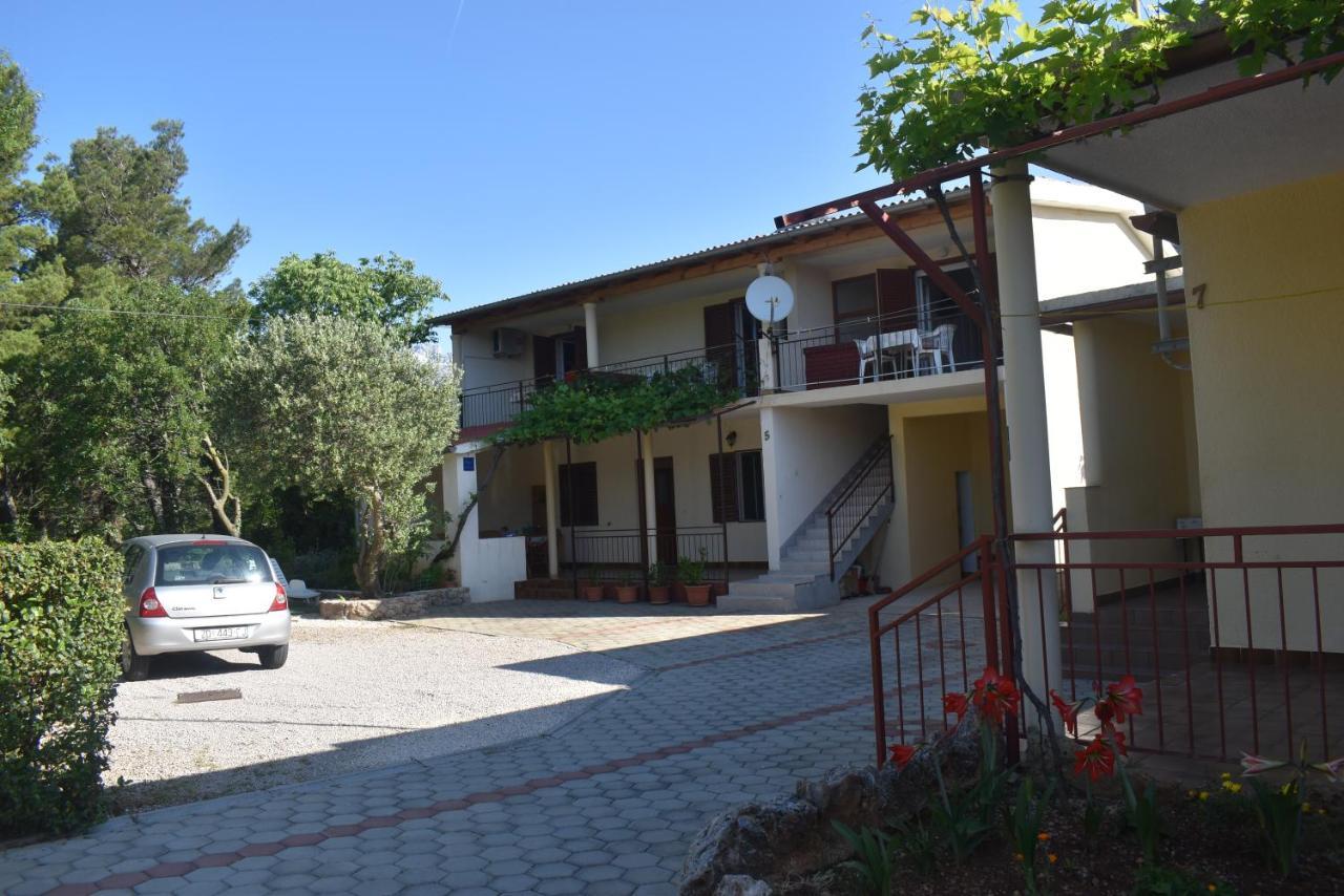 Apartmani Sekana Starigrad Paklenica Exterior foto