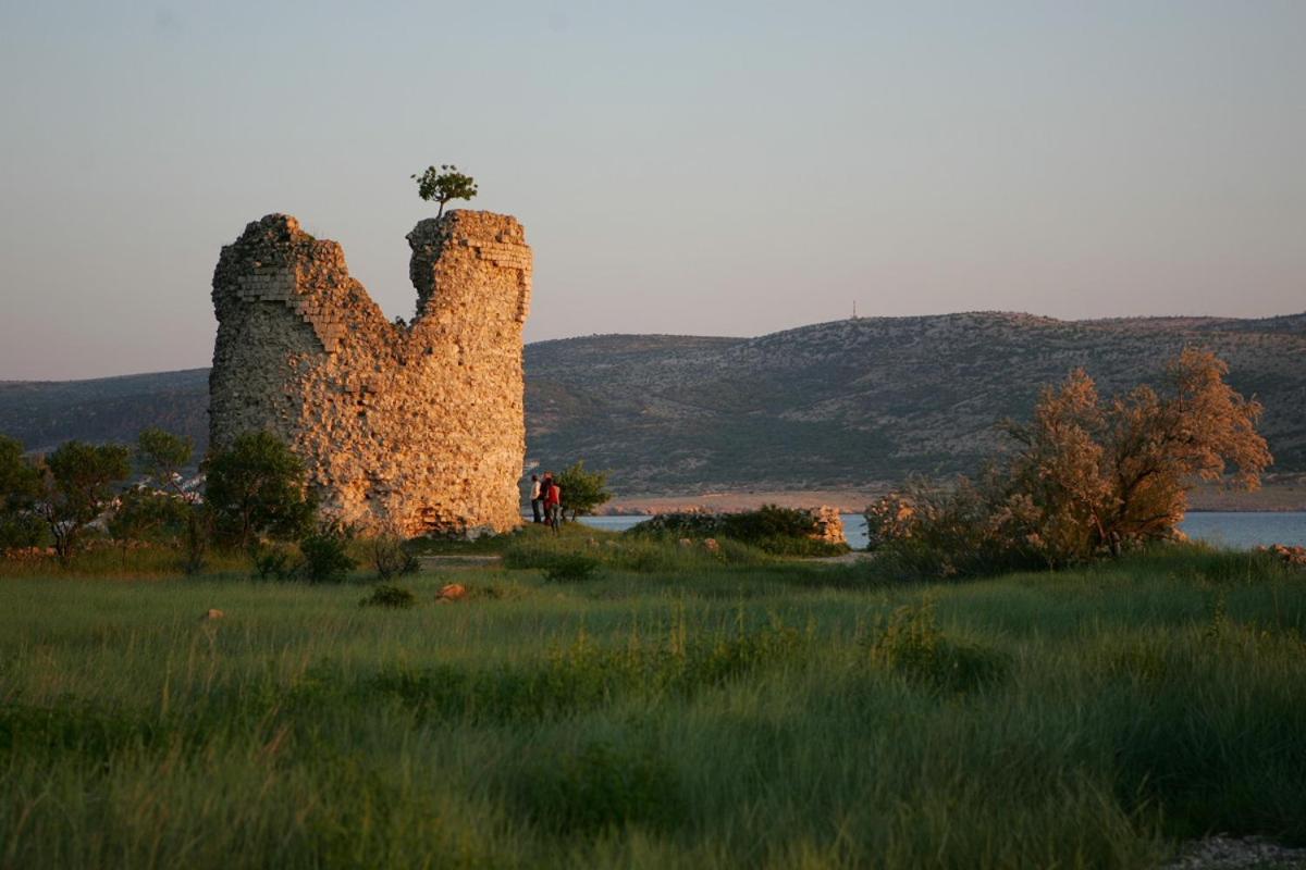 Apartmani Sekana Starigrad Paklenica Exterior foto